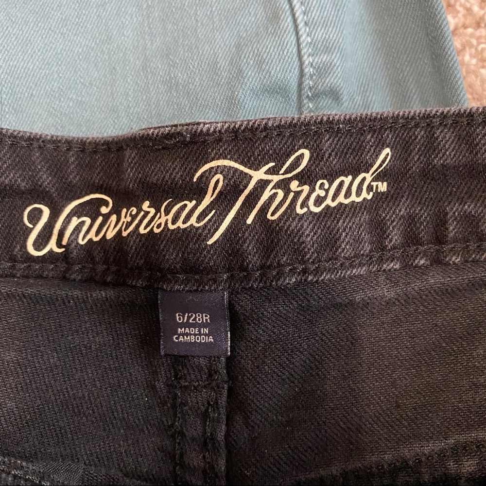 Universal Thread Shorts Bundle - image 2